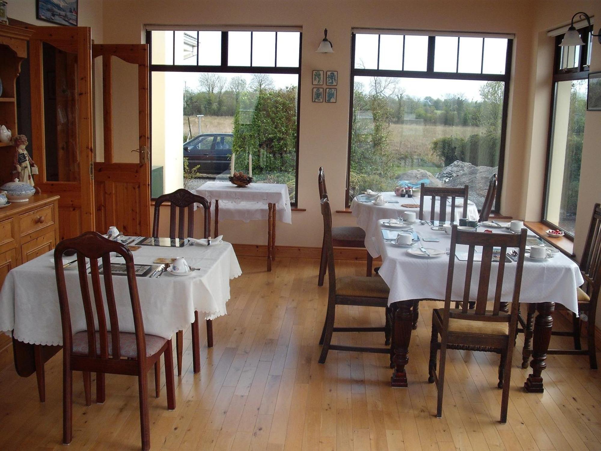 Maryville Bed And Breakfast Nenagh Exteriér fotografie